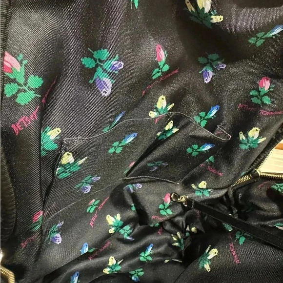 Betsey Johnson Black Quilted JeweledPuffer Gold Zipper Adjustable Backpack Purse main image 7